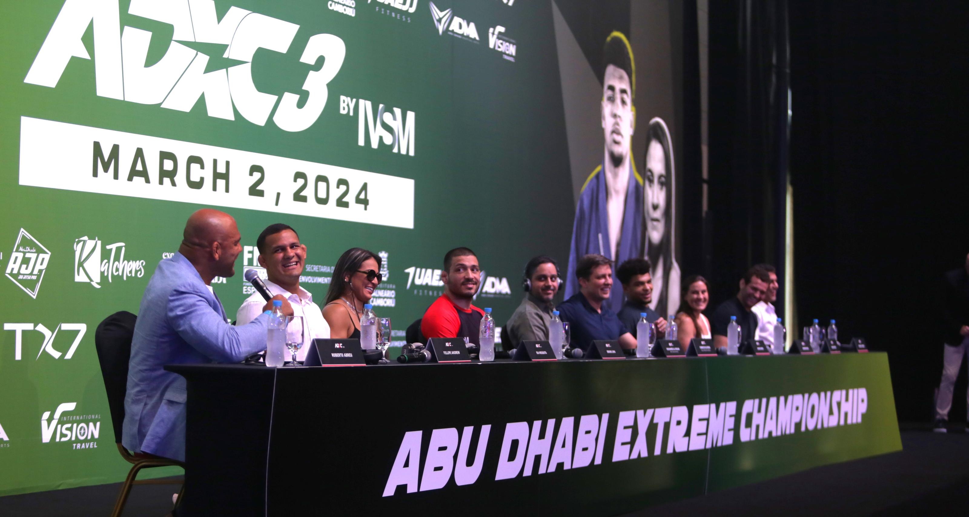 /media/ajp-adxc-3-athletes-and-organizers-answer-the-crowd-at-the-press-conference-2024.jpg